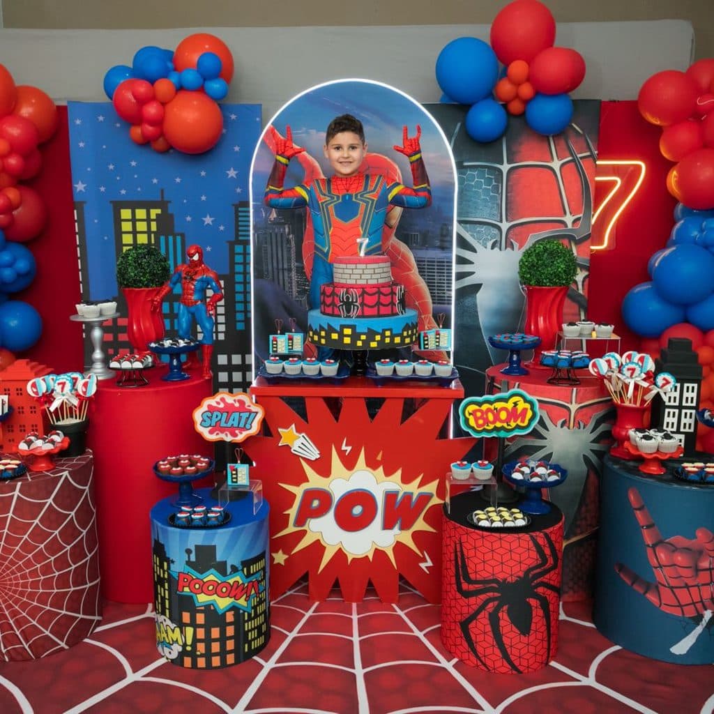 Decoração de festa tema Homem-Aranha no Buffet Oceano Mágico, Guarujá