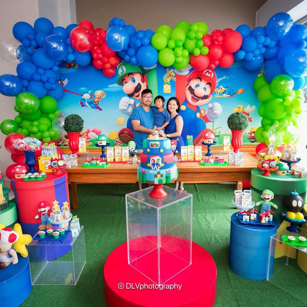 Decoração de aniversário tema Super Mario montada em Guarujá