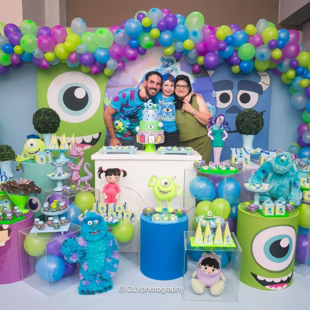 Decoração de festa infantil tema Monstros S.A. em Guarujá
